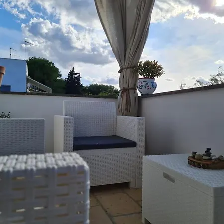 Tra Sole, Mare E Natura アパート