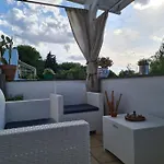 Tra Sole, Mare E Natura Apartamento