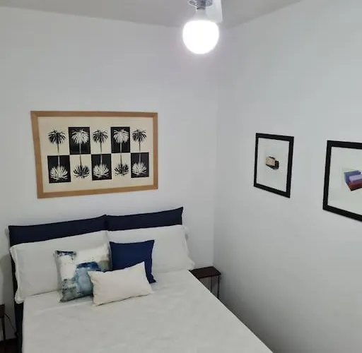 Tra Sole, Mare E Natura