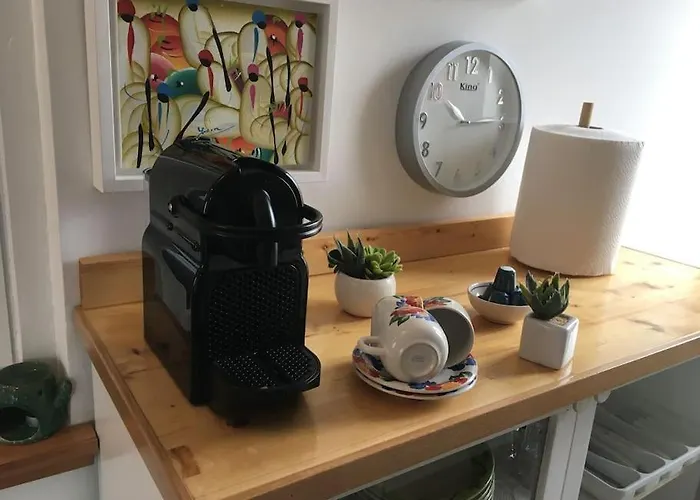 Tra Sole, Mare E Natura *