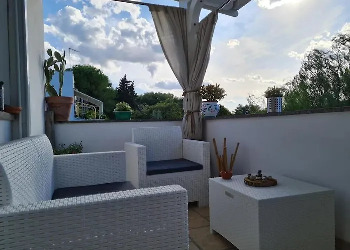 Tra Sole, Mare E Natura Apartment